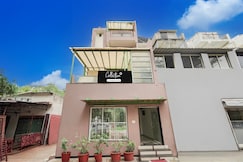 Super Collection O Sachivalaya Metro Station Gandhinagar Formerly Hotel Ghunghat Inn, Gandhinagar