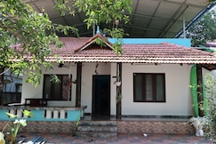 Loco Surf House, Varkala