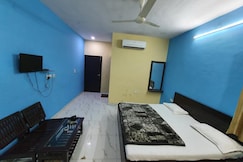 Hotel Spice Club, Roorkee