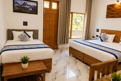 Hotel The Oak Mountain, Barkot
