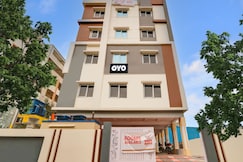 Super Collection O White Ridge Kamineni, Hyderabad