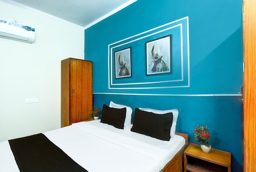Hotel O SS
