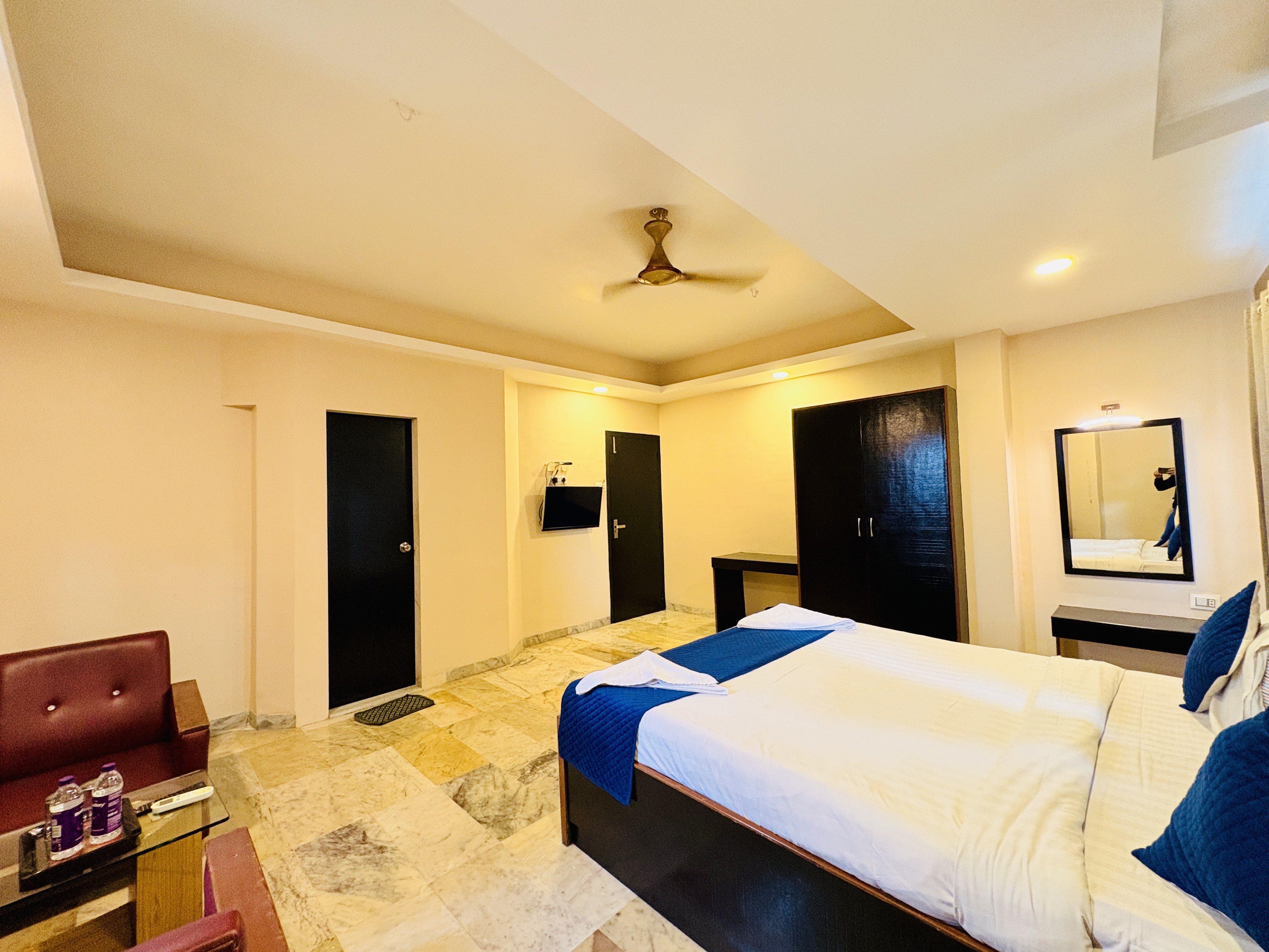Sunrise Hill Resort 2