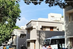 Valli cottage, Kutralam