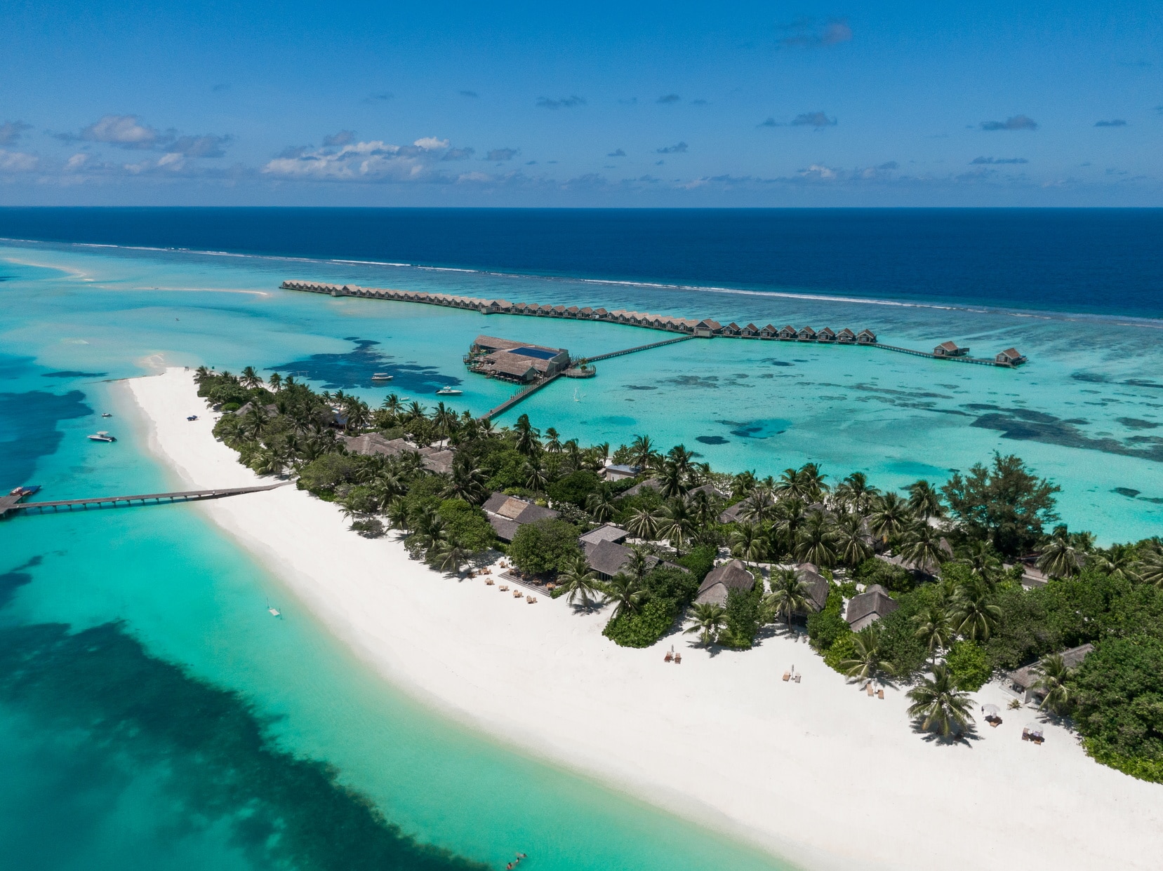 LUX* South Ari Atoll Resort & Villas, Lakshadweep