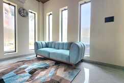 Stayliv Premium, Chennai