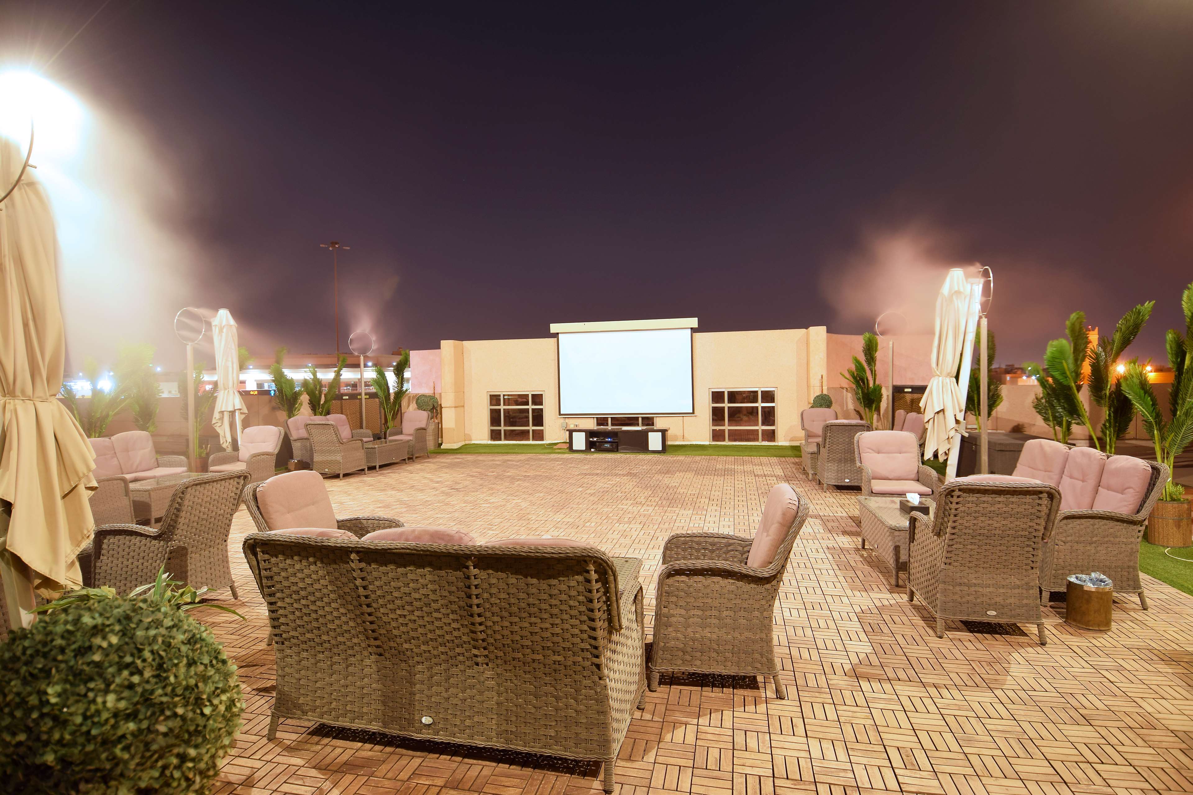 Best Western Plus Fursan Hotel - Tap to explore photos