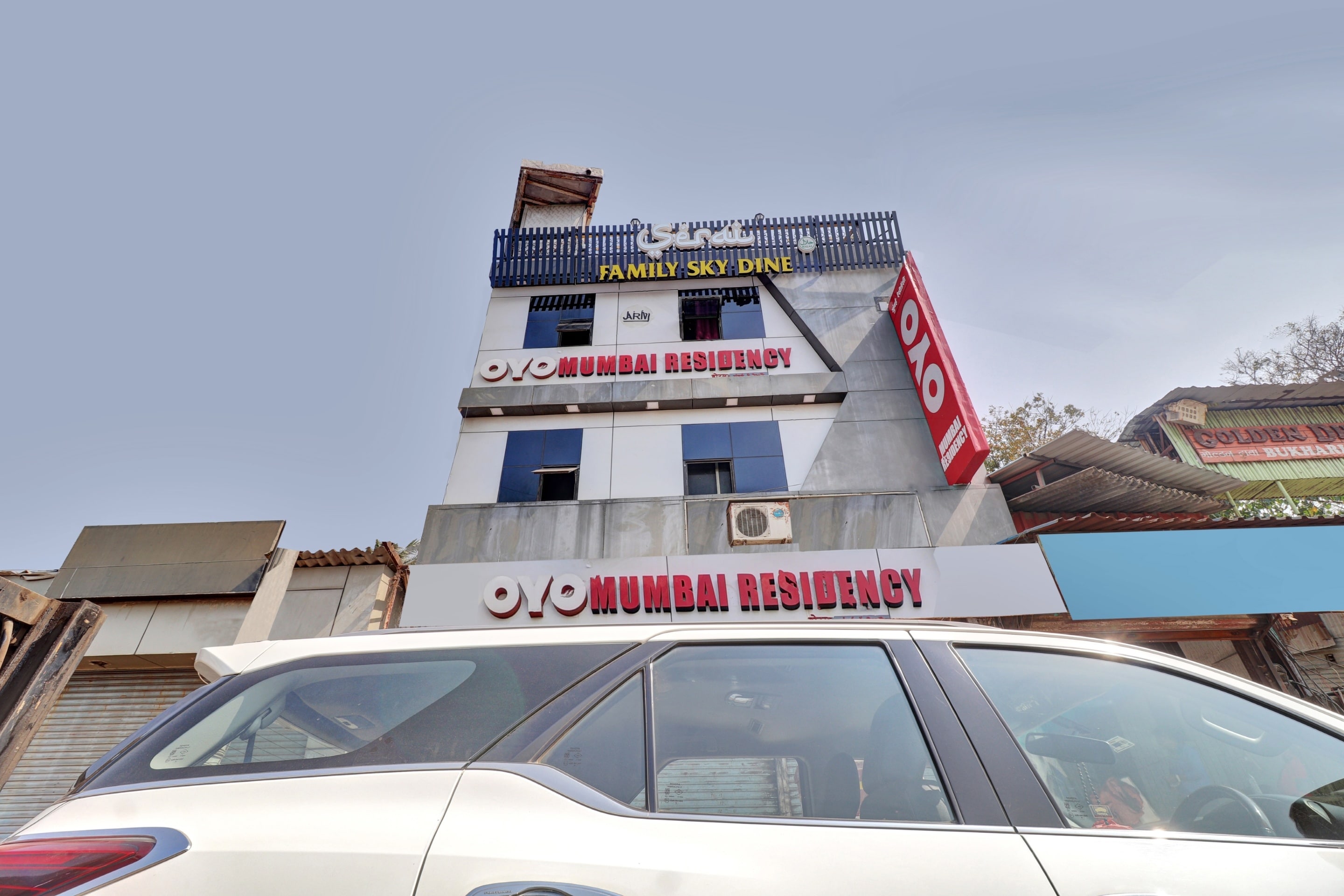 Hotel O Mumbai Residency - Tap to explore photos