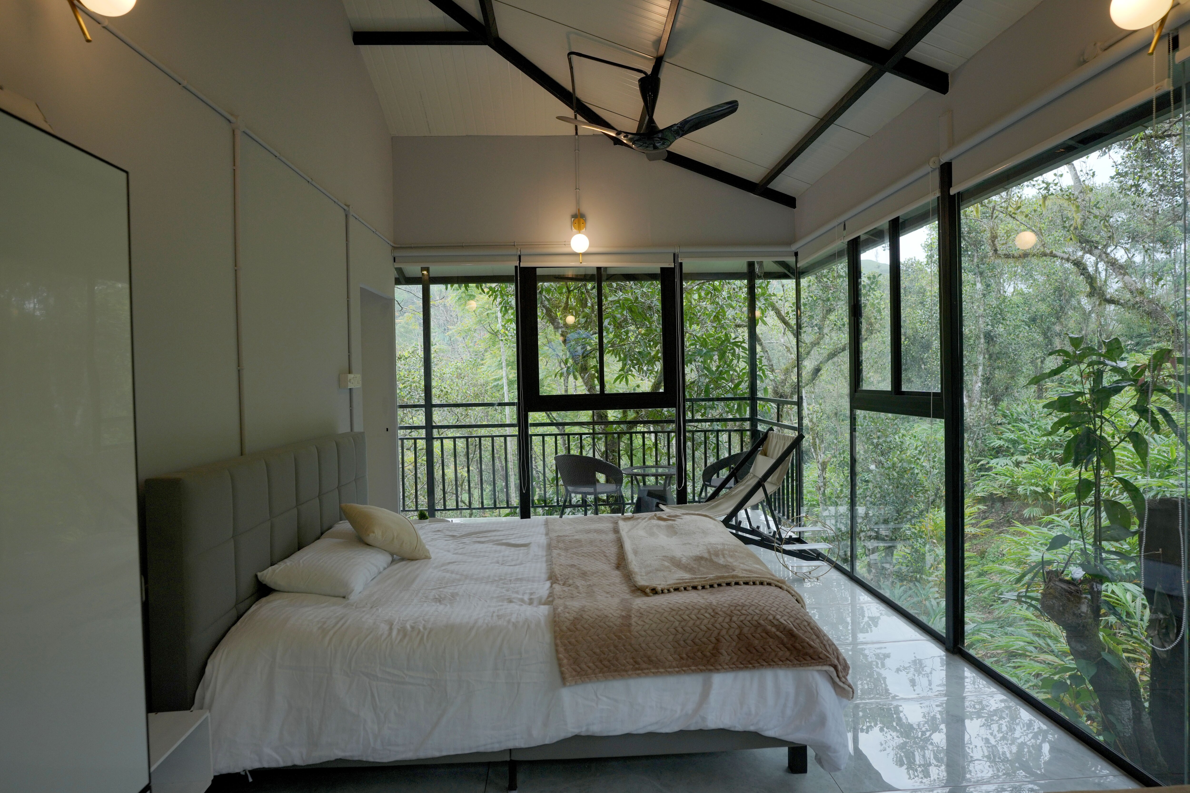 Aura Tree House Villa Farm - Tap to explore photos