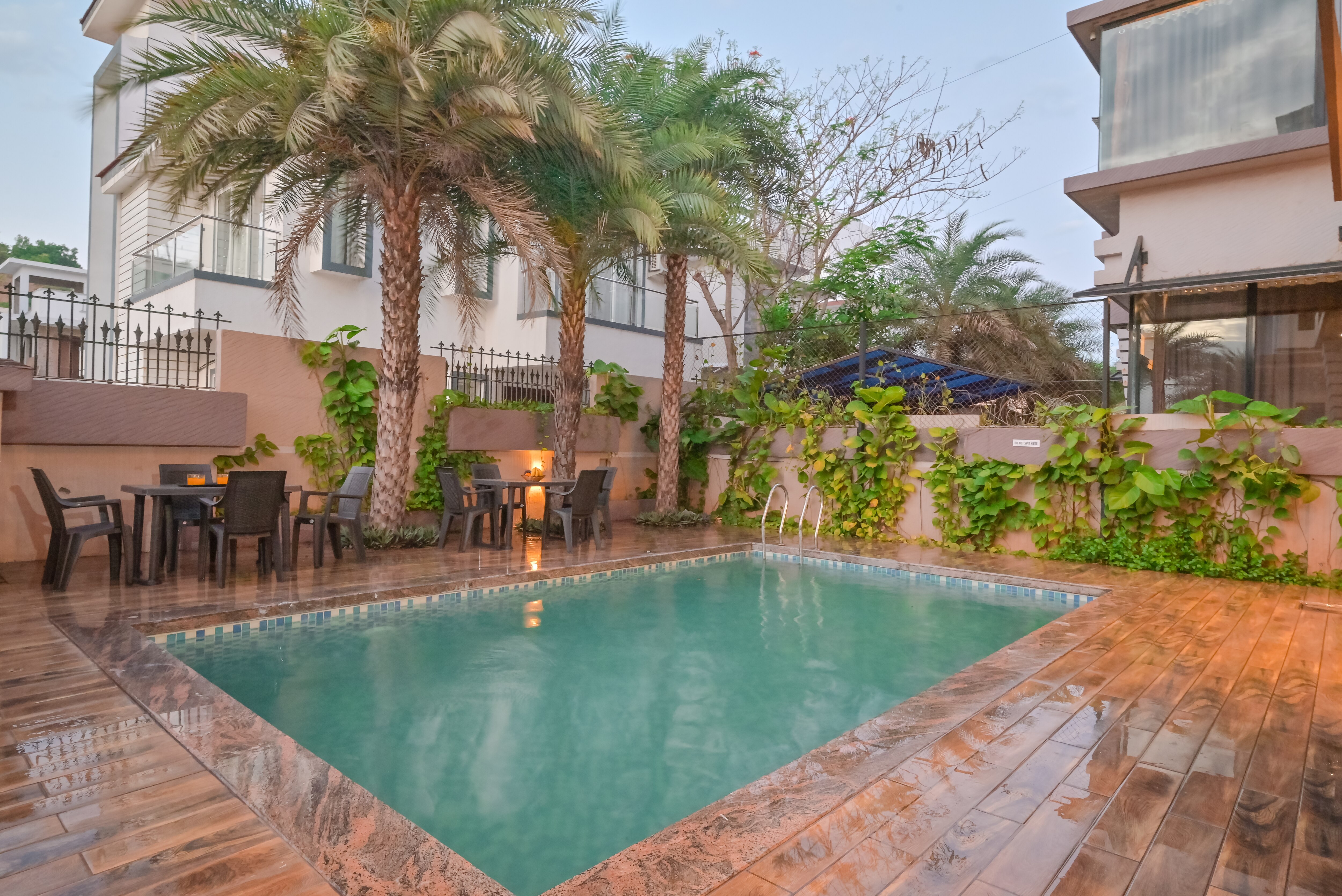Tranq Villas ABS 2 Dream 5 Bedroom Pvt Pool Villa Getaway - Tap to explore photos
