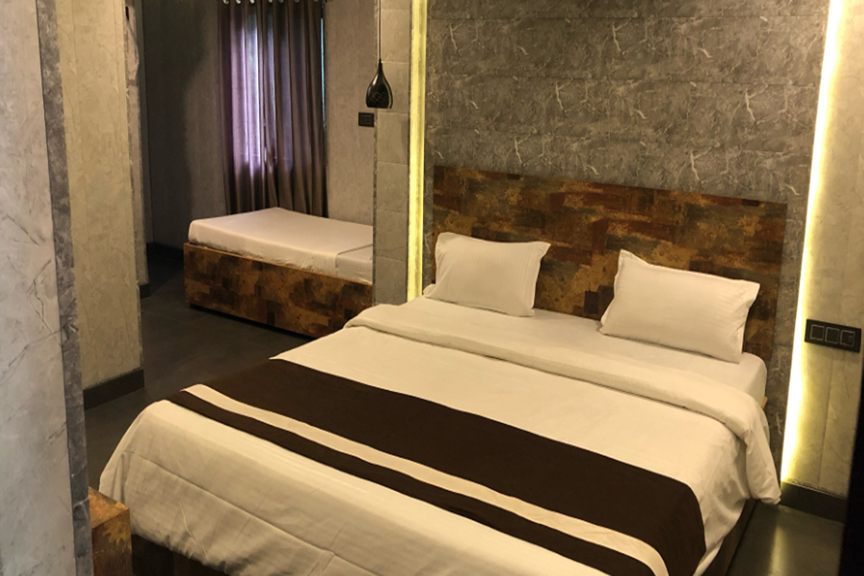 ARIV INN - Tap to explore photos