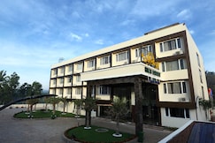 Green Embassy, Sagara