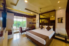 Hotel Dwaraka, Thane