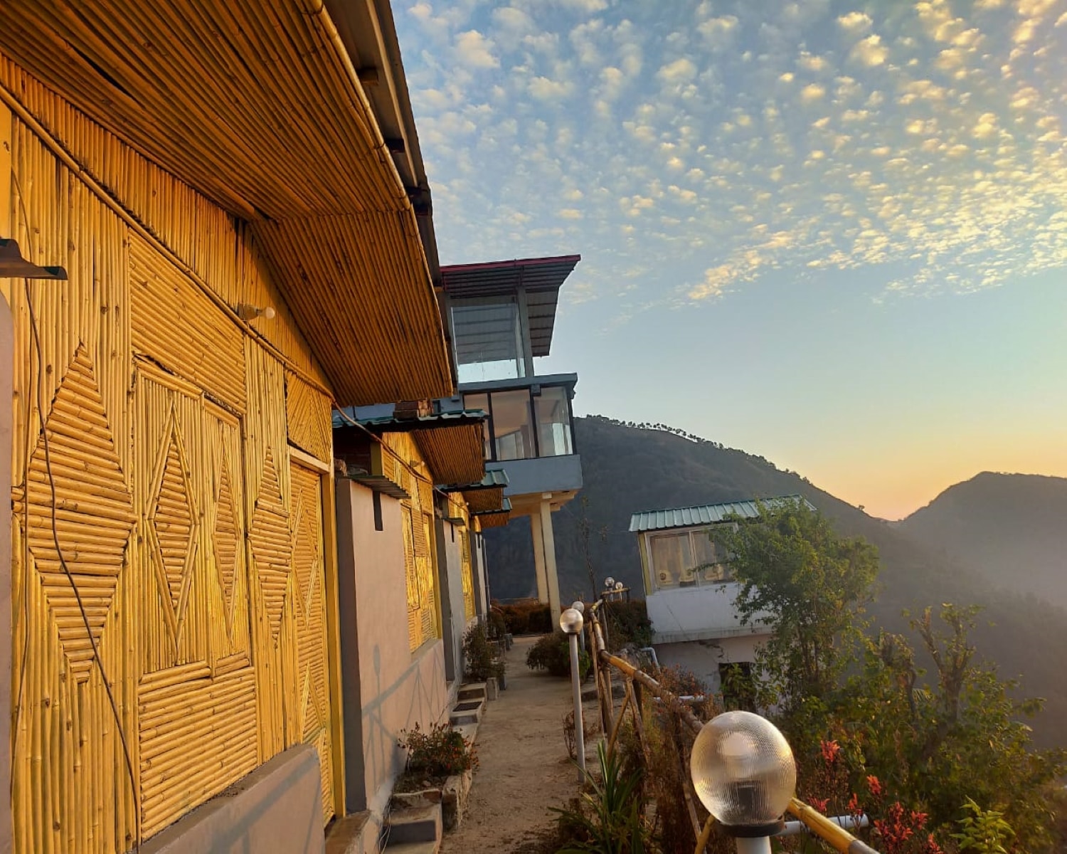 Twin Valley Resort - Tap to explore photos