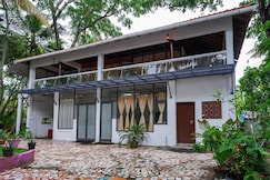 LAKE VIEW OUTHOUSE, Alleppey