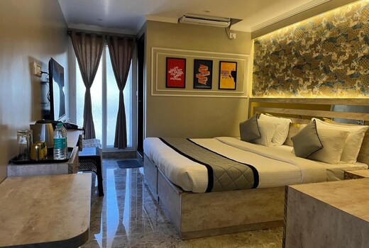 LG Signature Suites