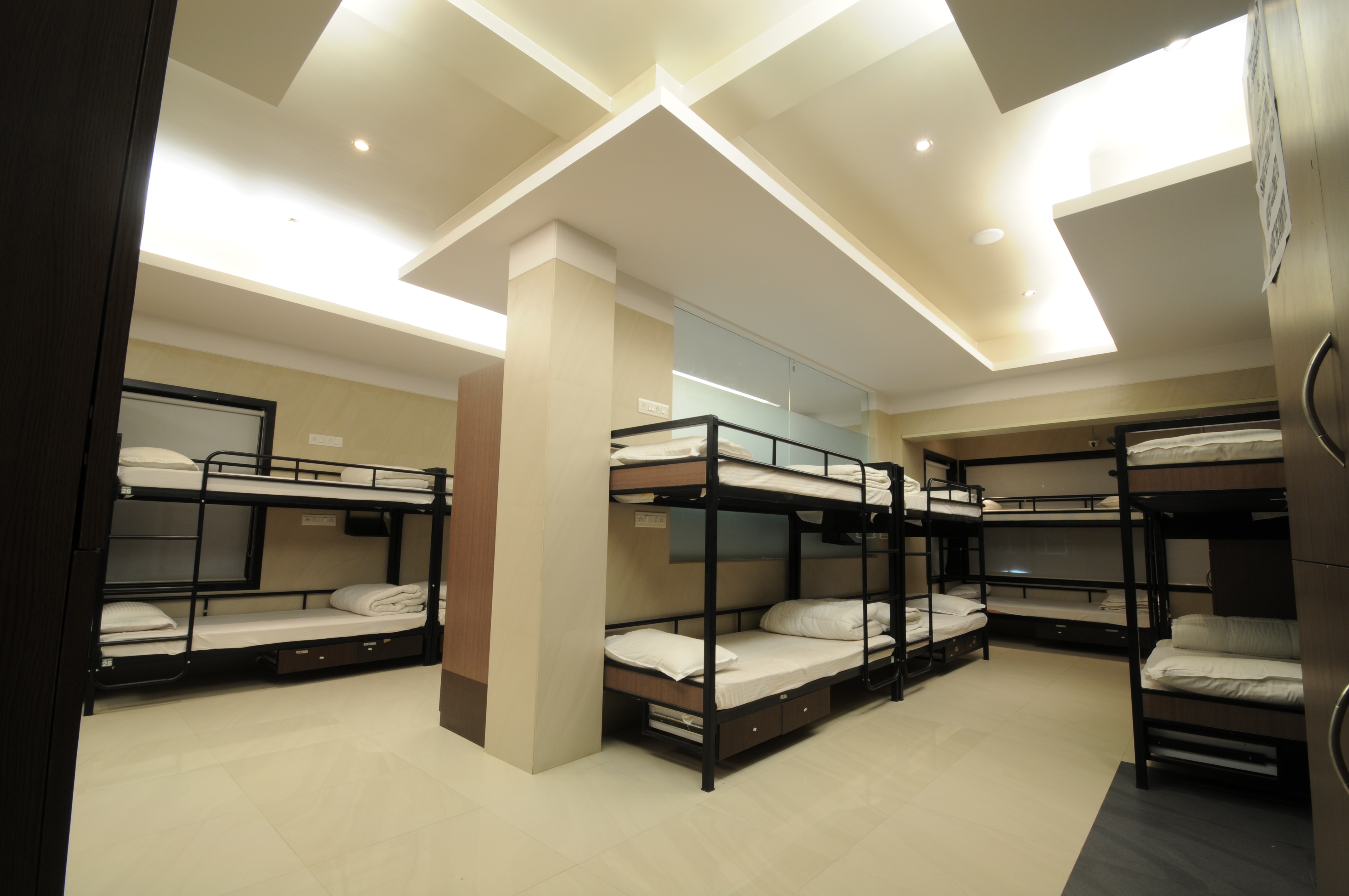 jayaleela dormitory Mumbai Hostel Price, Address & Reviews