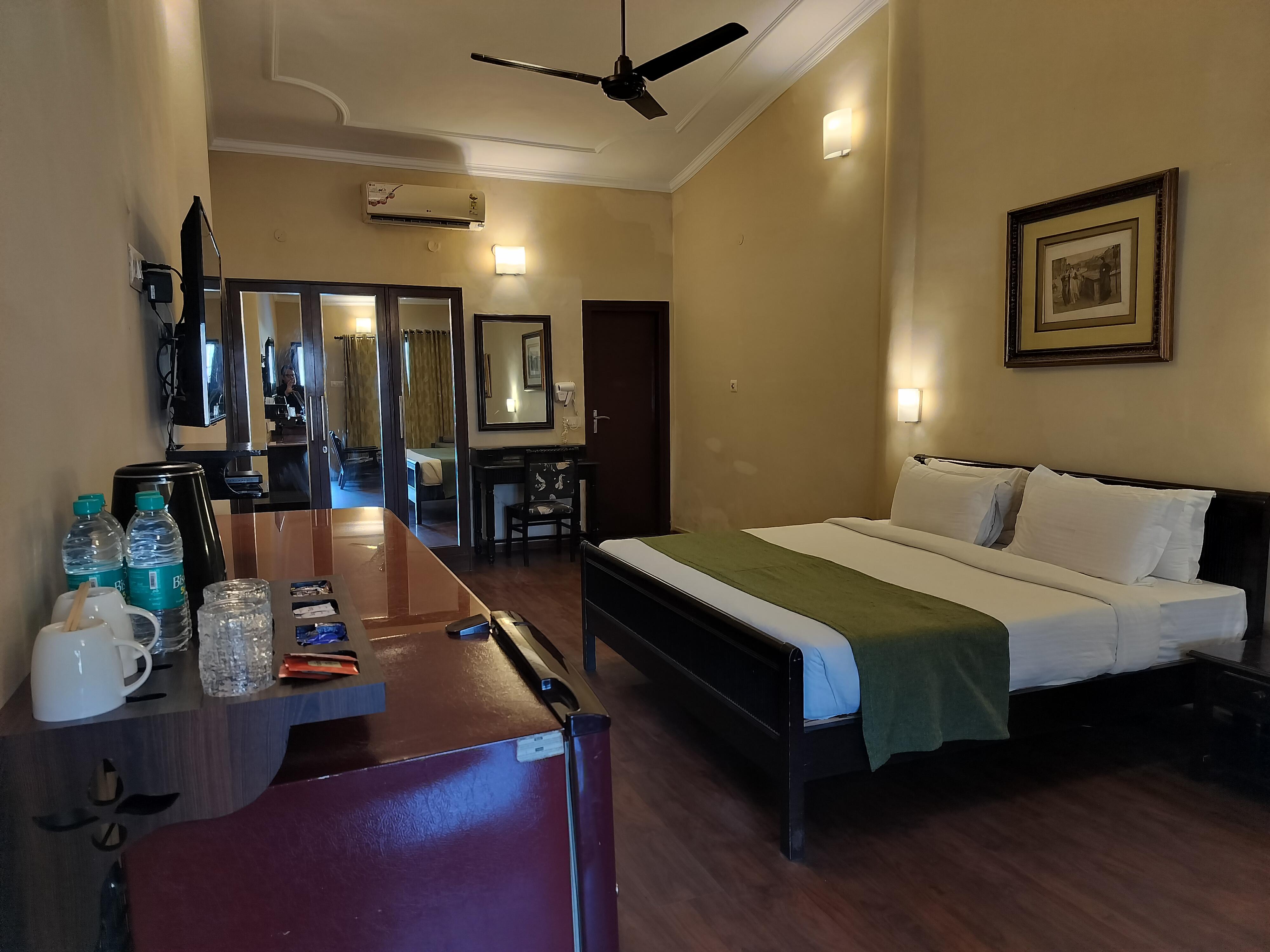 Bel La Monde Hotel Riverside - Jim Corbett - Tap to explore photos