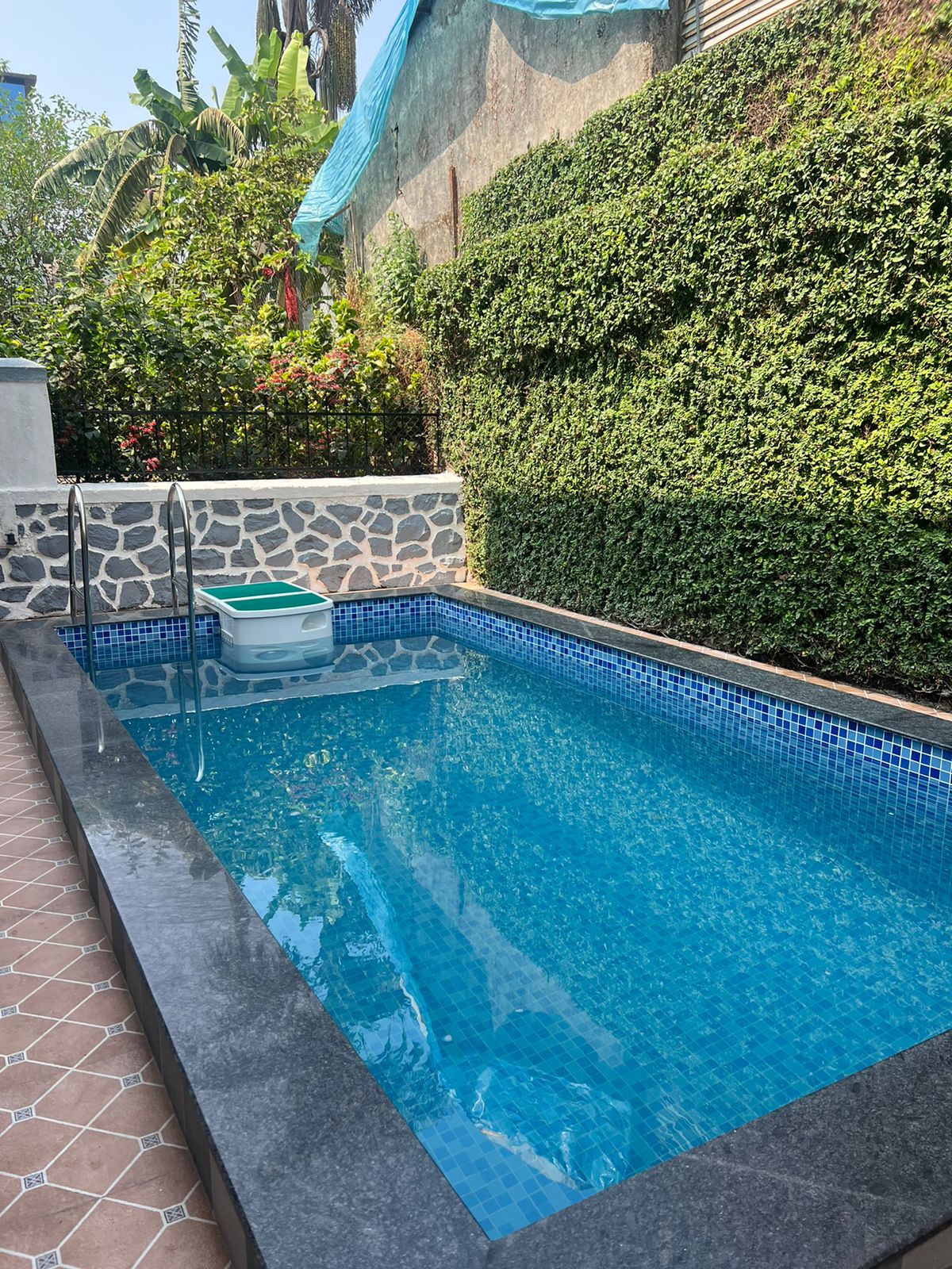 Mount Bungalows - 3BR Pvt Pool Lawn - Tap to explore photos