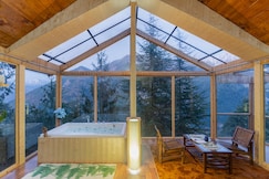Starlit Jacuzzi Treehouse By Bastiat Stays, Jibhi