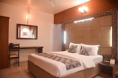 Hotel Old Urban Guest House, Kolhapur
