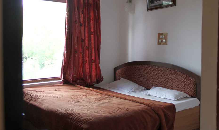 Feroz Guest House - Tap to explore photos