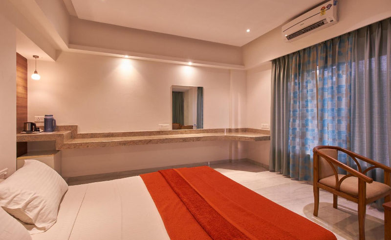 Lake View Resort 4