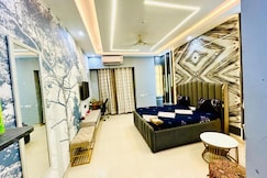 The world off star, Greater Noida