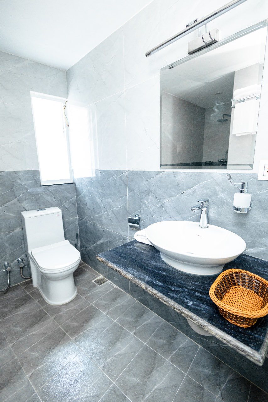 SRK Service Apartment And Hotel - Tap to explore photos