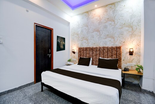 Hotel O VELMORA HOTEL