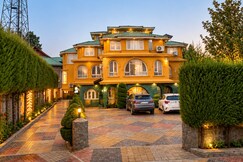 Shuhul Homes by Defoy, Srinagar
