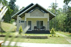 Cloudwood resort premium cottage, Wayanad
