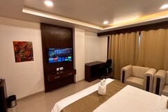 Tanora Hotels, Indore