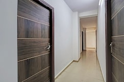 Hotel O by OYO SK Plaza, Delhi