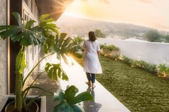 Tulip Villa by Ebonystays, Trimbak