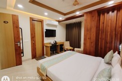 Hotel Vardaan Inn, Lucknow