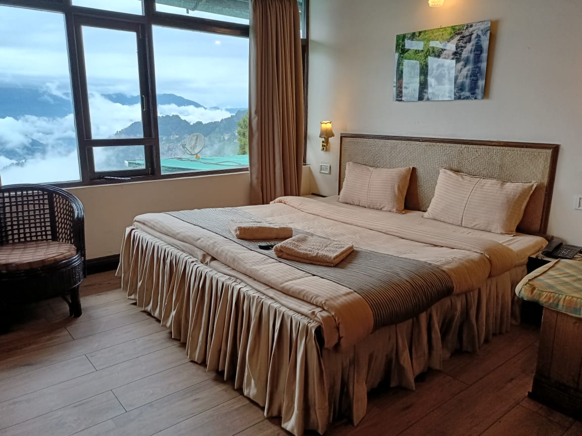 JAGJEETS HOTEL PRADHAN - Tap to explore photos