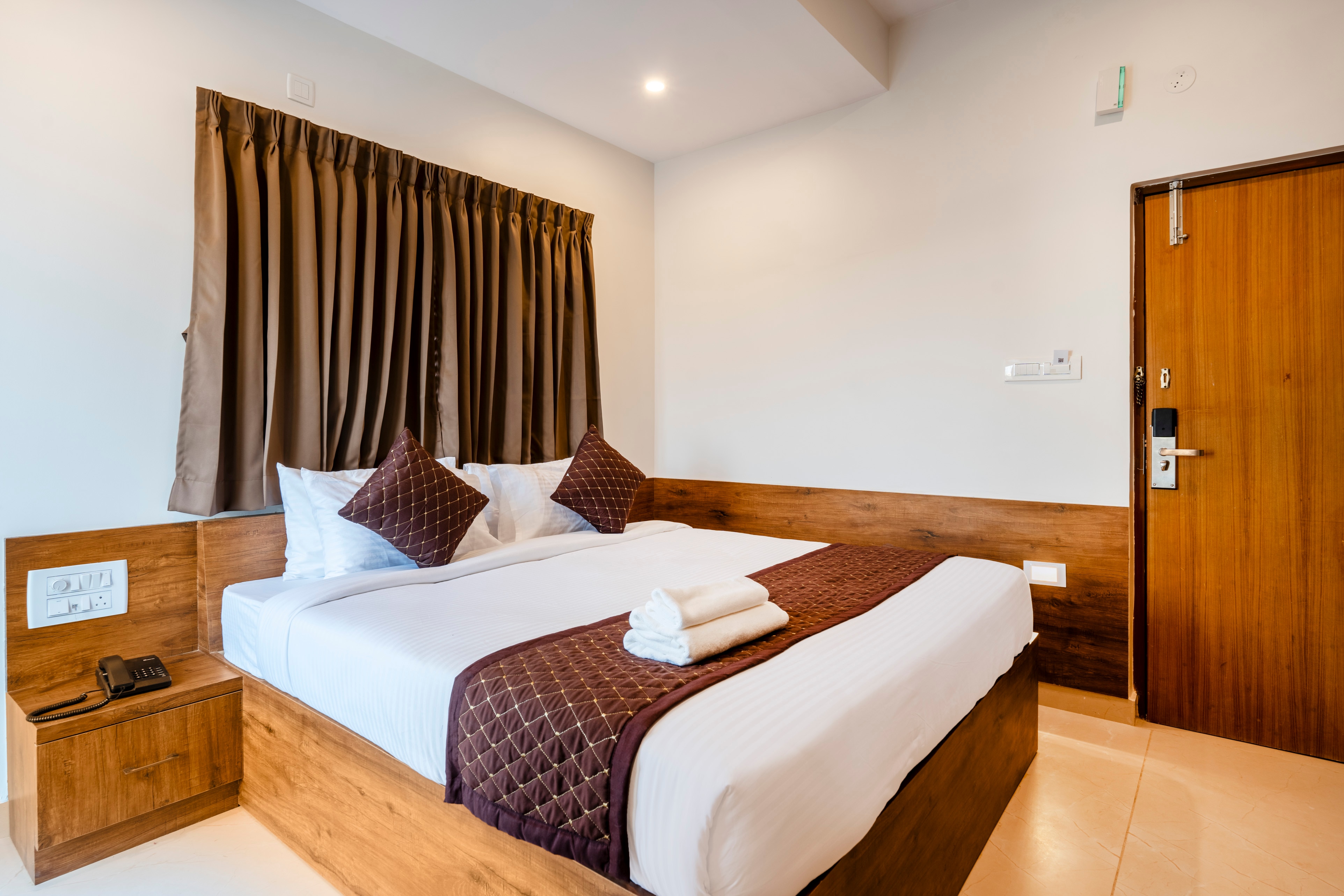 R D Hotels Peenya - Tap to explore photos
