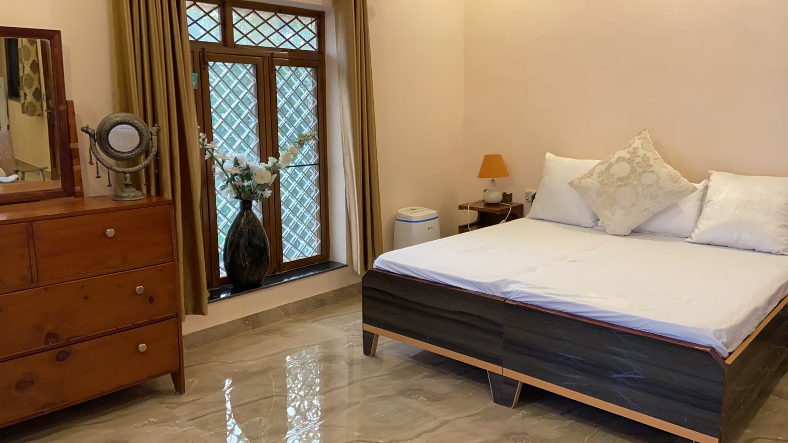 Repose | Entire 2 BHK Homestay - Tap to explore photos