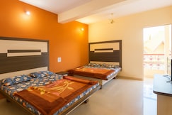 Hotel Sudama Palace - Mahabaleshwar | Couple & Family Stay Rooms with Free Wi-Fi & Delicious Food, Mahabaleshwar