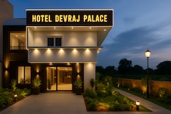 Hotel Devraaj Palace, Ayodhya