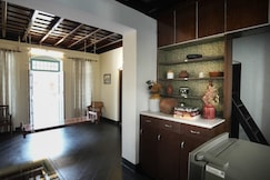 Vybelle Stayza, Cochin