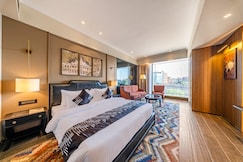 Medalio Signature Chandigarh Zirakpur, Zirakpur