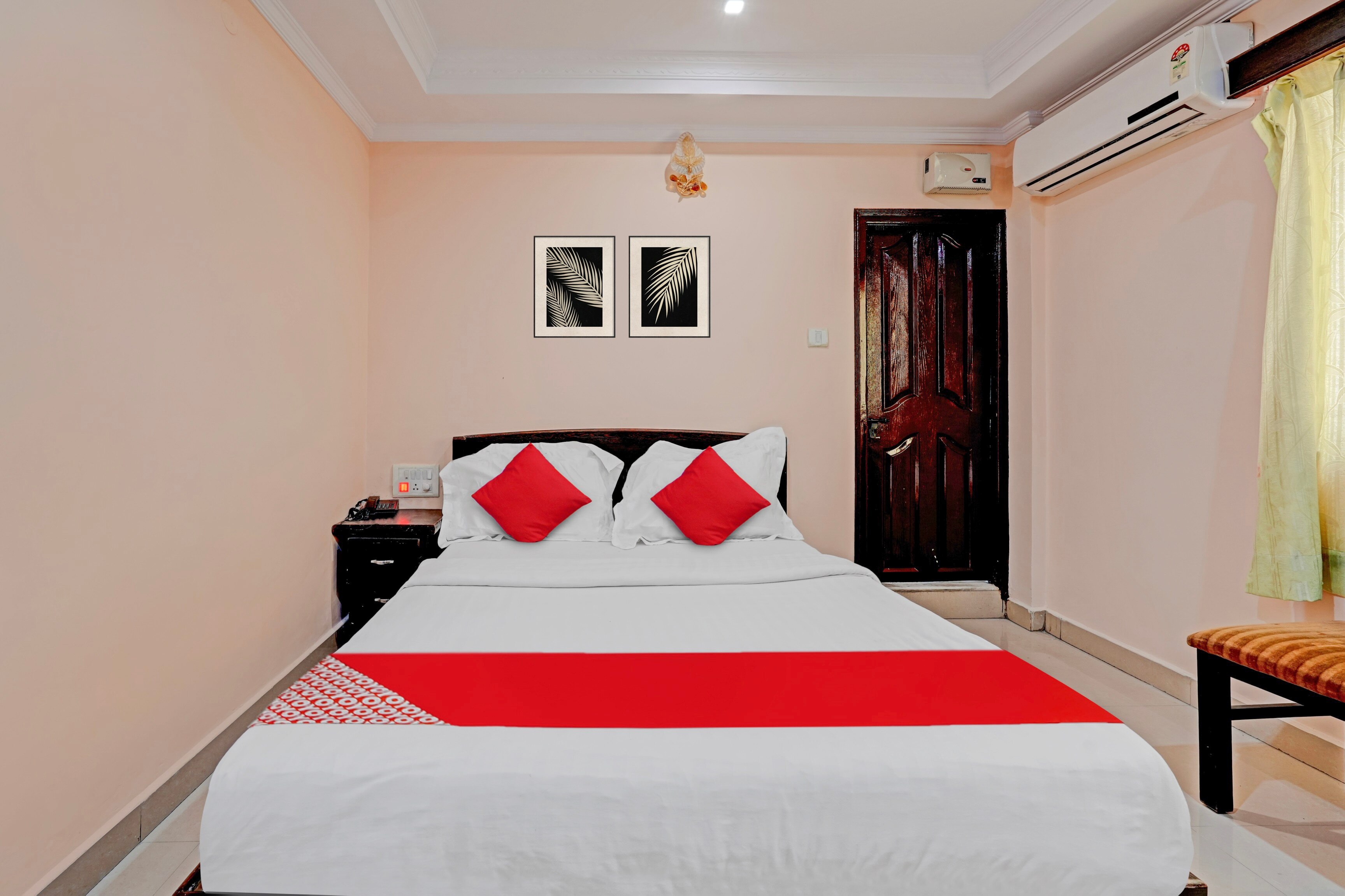 Hotel O BNS Lodge Near National College Basavanagudi - Tap to explore photos