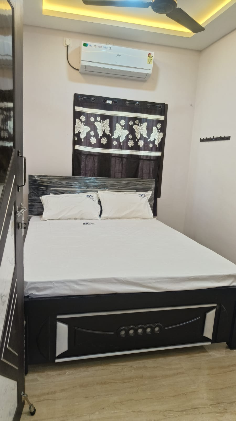 Deva home stay - Tap to explore photos