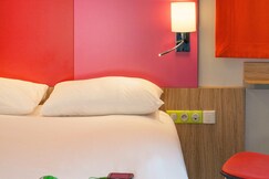 ibis Styles Romans Valence Gare Tgv, Drome