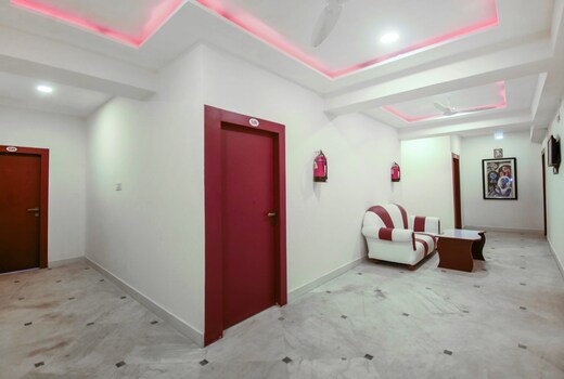 Super Hotel O Red Stone Near Netaji Subhash Chandra Bose International Airport