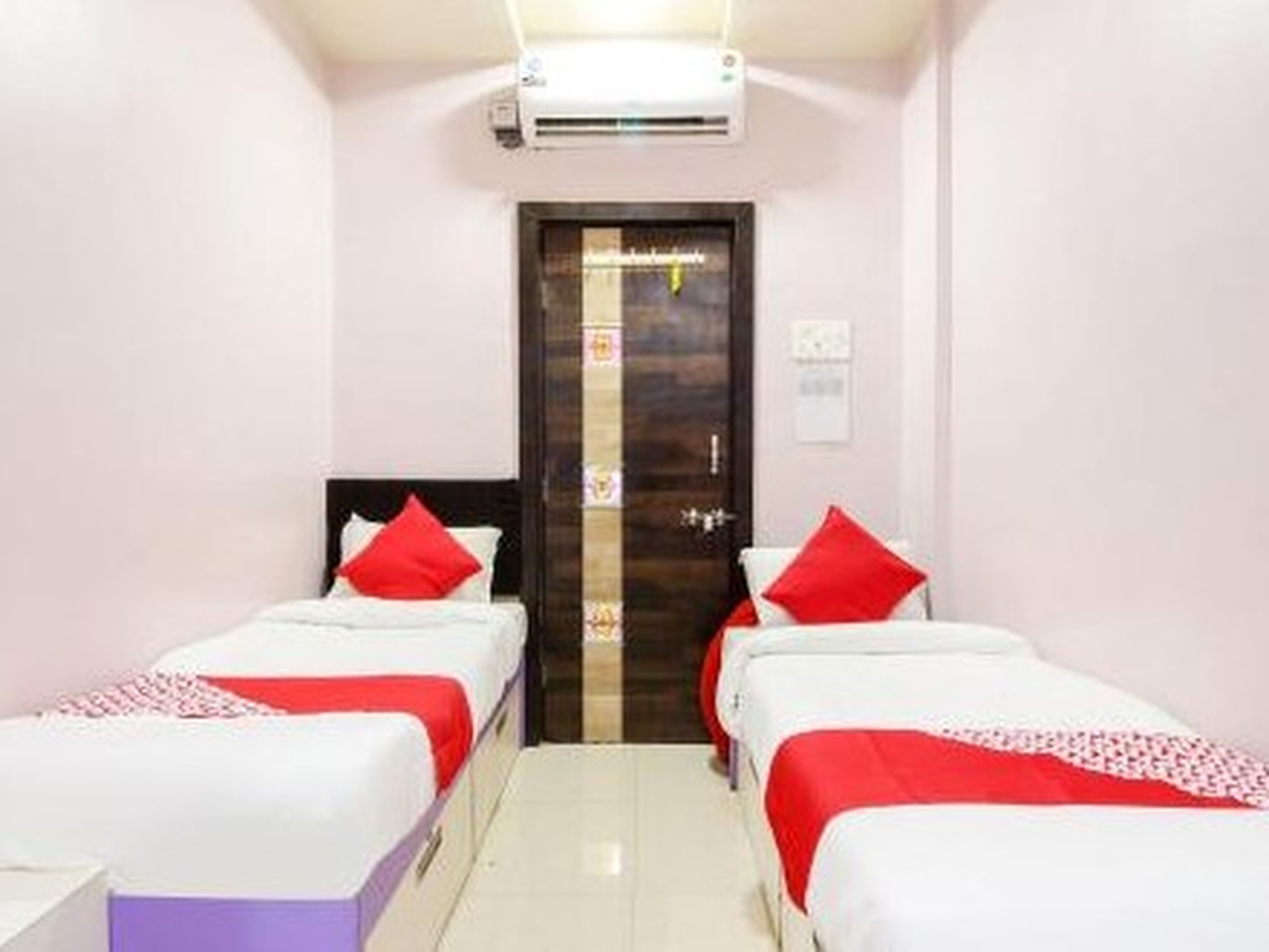 New Balaji Guest House - Tap to explore photos