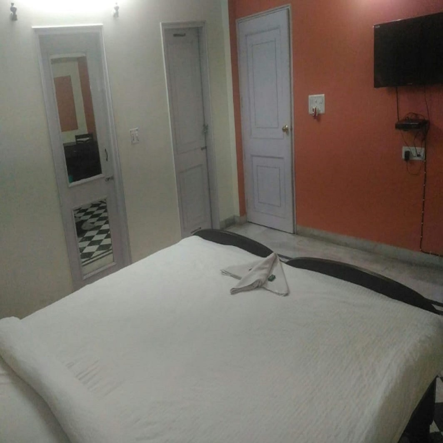 Appayan Residency - Tap to explore photos