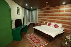 The Palm Bliss Resort, Kanatal